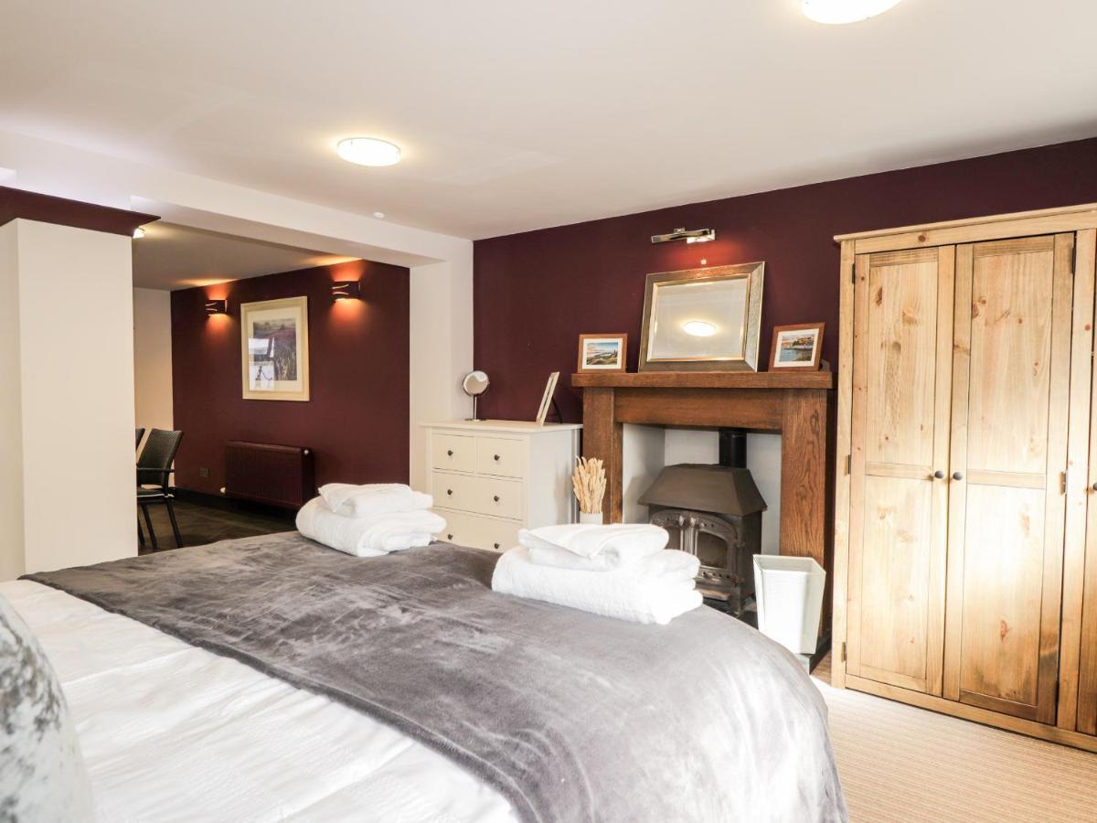 Mary Ann Apartment Inverness Dış mekan fotoğraf